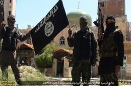 تنظيم داعش يجلد ثلاثة مدنيين في مخيم اليرموك المحاصر