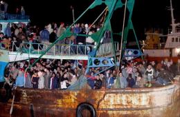 غرق قارب مصري يحمل مهاجرين بينهم فلسطينيين وسوريين 