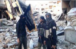 داعش يستهدف مواقع المعارضة المسلحة على أطراف مخيّم اليرموك بقنابل الغاز السّامة