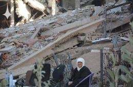 النظام يسمح بدخول عدد من أهالي مخيم اليرموك لتفقد منازلهم 