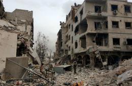 اللجنة المحلية لمخيم اليرموك توصي بتأمين آليات لإزالة أنقاض مخيم اليرموك 