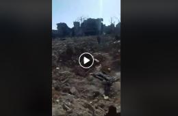 فيديو متداول يظهر الدمار الكبير الذي لحق بمقبرة الشهداء في مخيم اليرموك