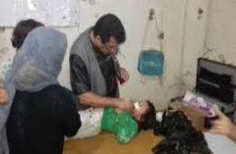 معاينات طبية للأطفال في مخيم درعا جنوب سورية 
