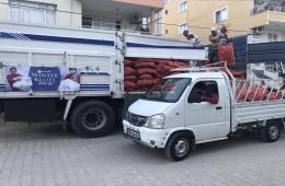 توزيع مادة الفحم على اللاجئين الفلسطينيين السوريين في تركيا