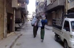 ناشطون: استمرار سرقة ما تبقى في منازل مخيم اليرموك