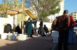 توزيع سلل غذائية على المهجرين الفلسطينيين في كلس جنوب تركيا