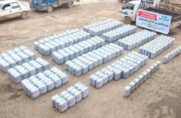 توزيع وقود للتدفئة على المهجرين في مخيمي دير بلوط والمحمدية