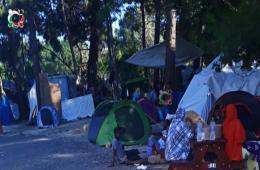 450 فلسطينياً سورياً في مخيم القارورة بجزيرة كيوس اليونانية يعيشون ظروفاً إنسانية قاهرة 
