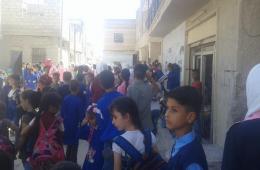 مخيم درعا: أكثر من 700 طالب يبدأون عامهم الدراسي بلا مدارس 