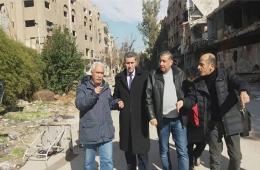 لجنة من محافظة دمشق تدخل مخيم اليرموك لمسح الأبنية 