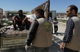 توزيع مساعدات إغاثية في مخيمي دير بلوط والمحمدية