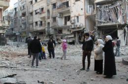 أهالي مخيم اليرموك يطالبون بعودتهم إلى منازلهم وإنهاء مأساتهم  