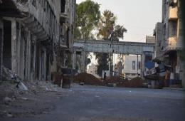 قوات النظام تستهدف منازل المدنيين في مخيم درعا