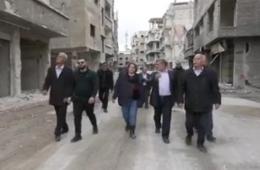 وفد من قيادة فصائل منظمة التحرير الفلسطينية يزور مخيم اليرموك