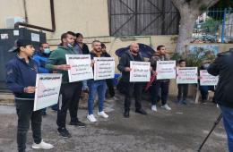 شاهد: فلسطينيو سورية يواصلون احتجاجاتهم أمام مكاتب الأونروا في لبنان 