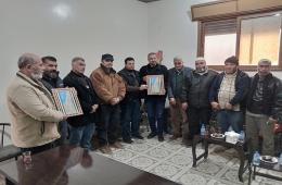 هيئة إغاثية ورابطة عمل أهلي يبحثان أوضاع الفلسطينيين في الشمال السوري 
