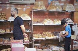 بسبب ارتفاع أسعارها.. الفلسطينيون في سورية لا حلويات منزلية ولا جاهزة في عيدهم