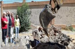 بعد عطل كبير..إصلاح خط المياه الرئيسي في مخيم العائدين بحمص