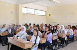 الأونروا.. الطلاب الفلسطينيون في سوريا حققوا إنجازاً كبيراً رغم صعوبة الأوضاع الاقتصادية والاجتماعية