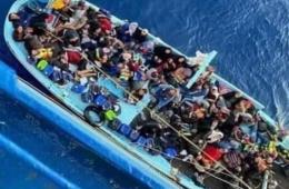 أغلبهم فلسطينيون.. سفينة مصرية تنقذ 60طالب لجوء محاصرين في البحر