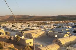 بعد قضاء 5 مدنيين.. تحذيرات من استهداف المخيمات في الشمال السوري