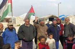 لليوم الثالث.. فلسطينيو مخيم دير بلوط يواصلون اعتصامهم 