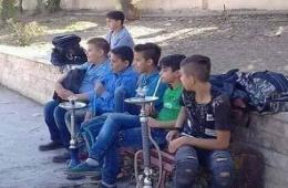 انتشار ظاهرة التدخين والأراجيل بين الأطفال في المخيمات الفلسطينية في سورية 