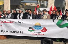 فلسطينيون سوريون يشاركون في تسيير قوافل إغاثية إلى الجنوب التركي والشمال السوري