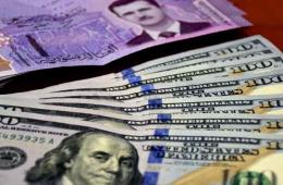 وصول سعر الدولار إلى 10 آلاف ليرة سورية وسط أزمة اقتصادية وسياسية