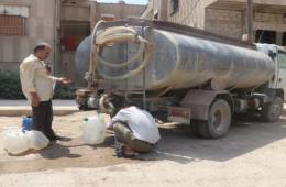 اللاجئون الفلسطينيون في مخيم درعا يواجهون أزمة مياه خانقة