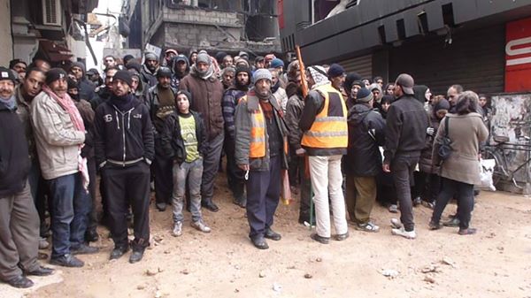Violent Clashes Suspend Aids Distribution at the Yarmouk Camp.