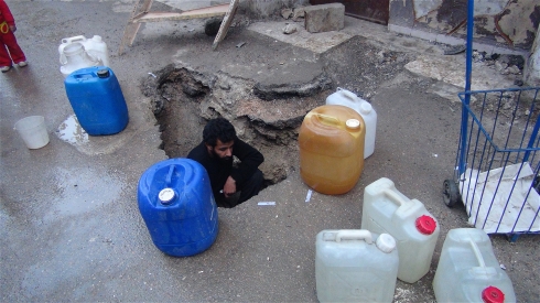The Yarmouk Camp is without Water for 162 Days Respectively.
