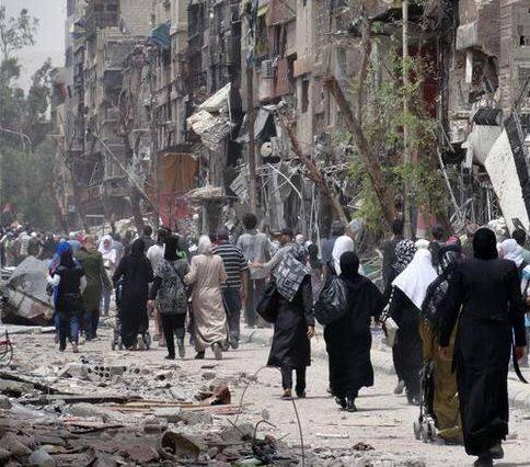 975 Families Fled of the Yarmouk Camp to the Adjacent Beit Sahem Area.
