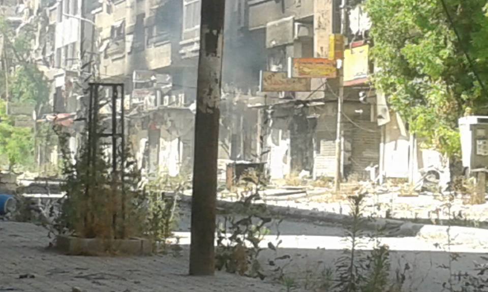 Shelling and Sporadic Clashes in the Yarmouk Camp in Damascus