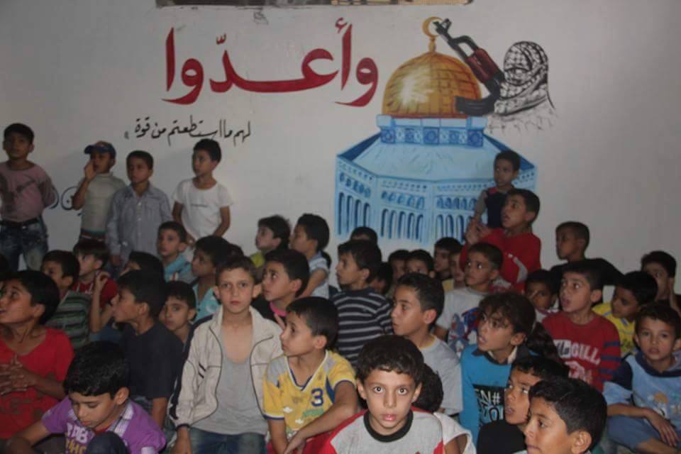 Jenin Club Opens "Ashbal Tahreir Al Aqsa" Session for the Yarmouk Children at Yalda Area