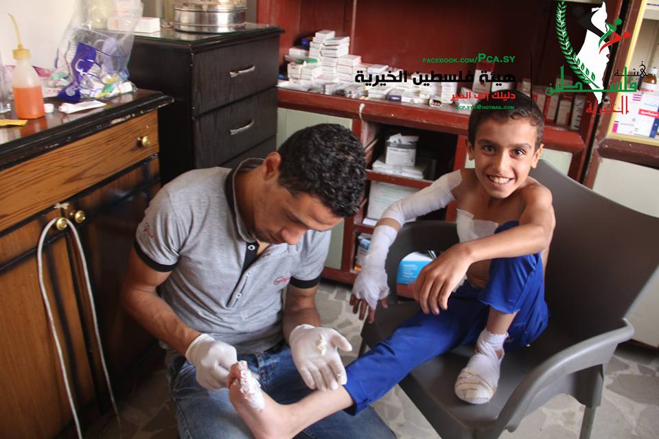 Palestine Charity Committee Continues Providing Medicine and Treating Emergency Cases for Residents of the Yarmouk Camp