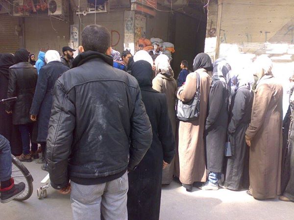 2000 IDP Families to the Neighboring Camps of Yarmouk Lack the most Basic Necessities of Life