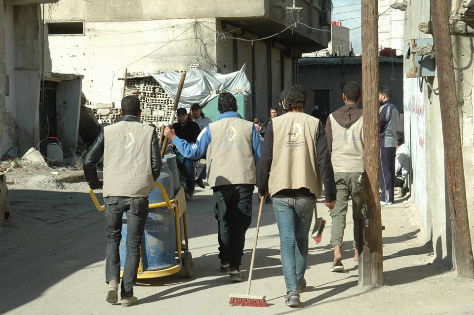 Jafra Foundation Continues to Supply Drinking Water to the Displaced Yarmouk People.