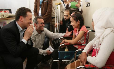 Commissioner-General of UNRWA Calls for Protecting the Palestinian Refugees in Syria