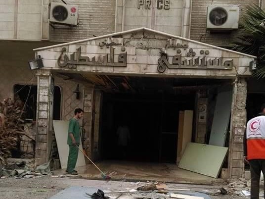 ISIS militias grab hold of Palestine Hospital, transfer medical equipment to Al-Hajar Al-Aswad 