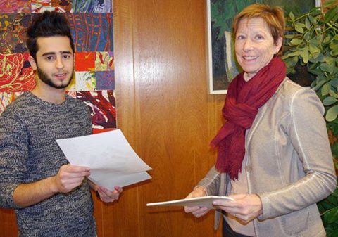 Palestinian-Syrian Refugee Wins First Place at International Biology Olympiad in Germany