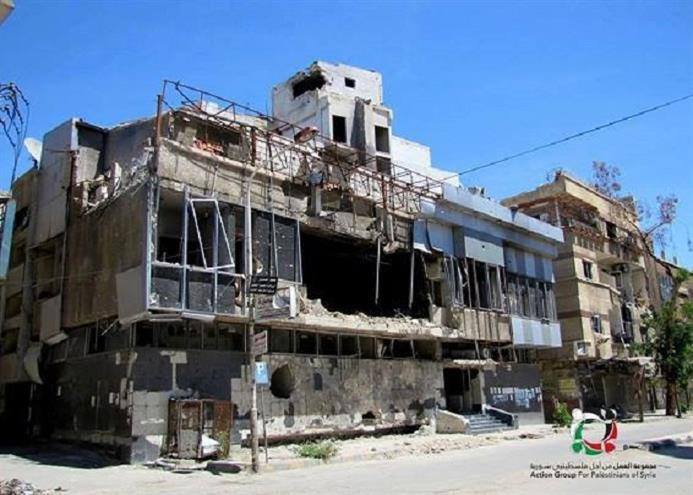 Shells dropped on Damascus-based Yaroumk Camp