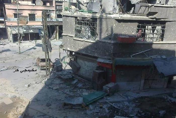 Civilian Buildings Knocked Down by Gov’t Onslaught on Yarmouk Camp