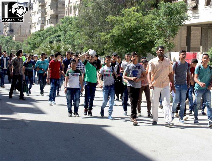 Activists Criticized the PLO and the NGOs for not being concerned with the Yarmouk Camp Students