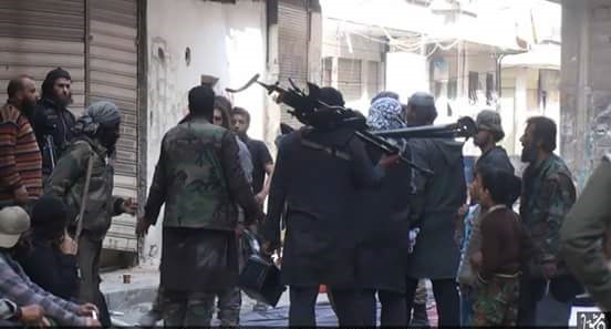 ISIS Tightens Grip on Yarmouk Camp for Palestinian Refugees