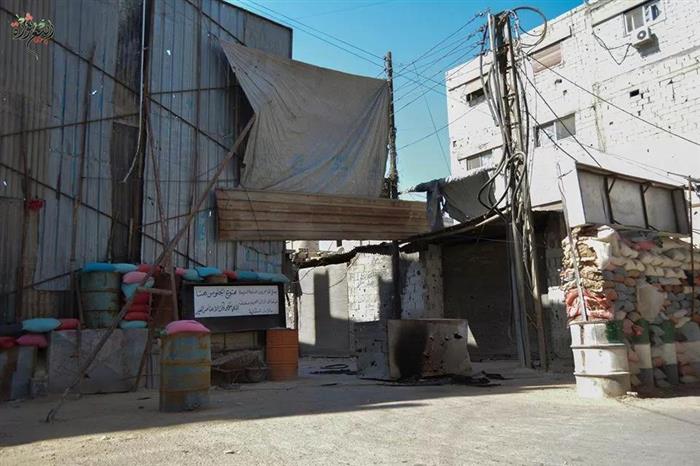 The opposition forces open Yelda Road - Yarmouk camp partially in front of the civilians