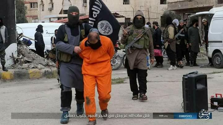New Violation… ISIS executes a Palestinian refugee in Yarmouk camp