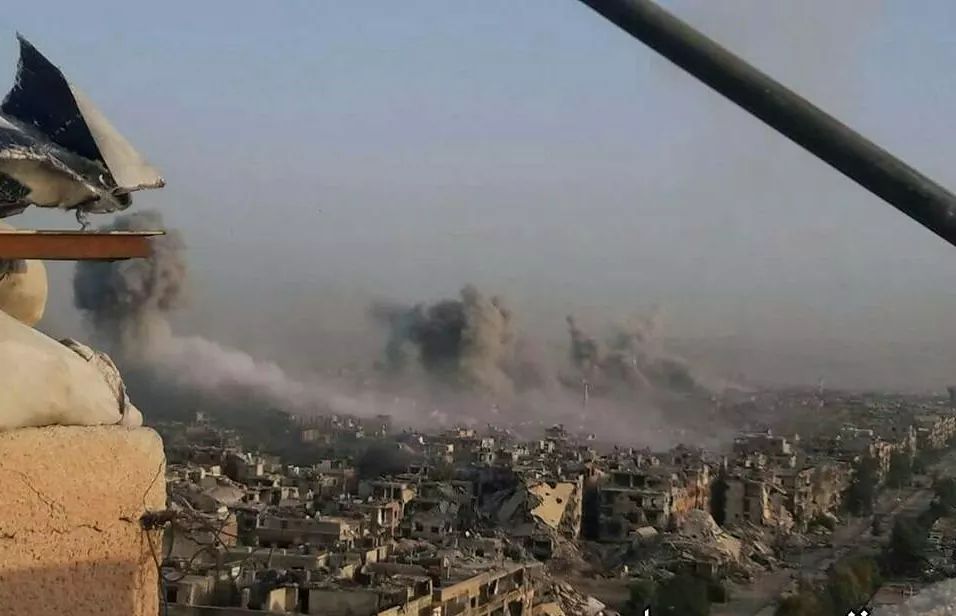 Violent bombardment of Yarmouk camp kills two and injures many
