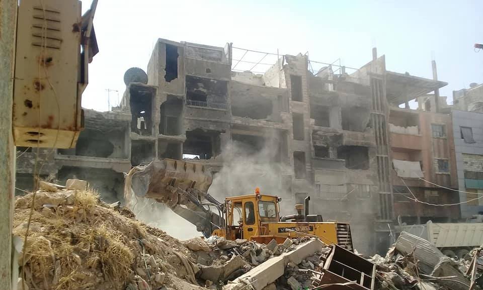 Debris-Clearance under Full Swing in Yarmouk Camp