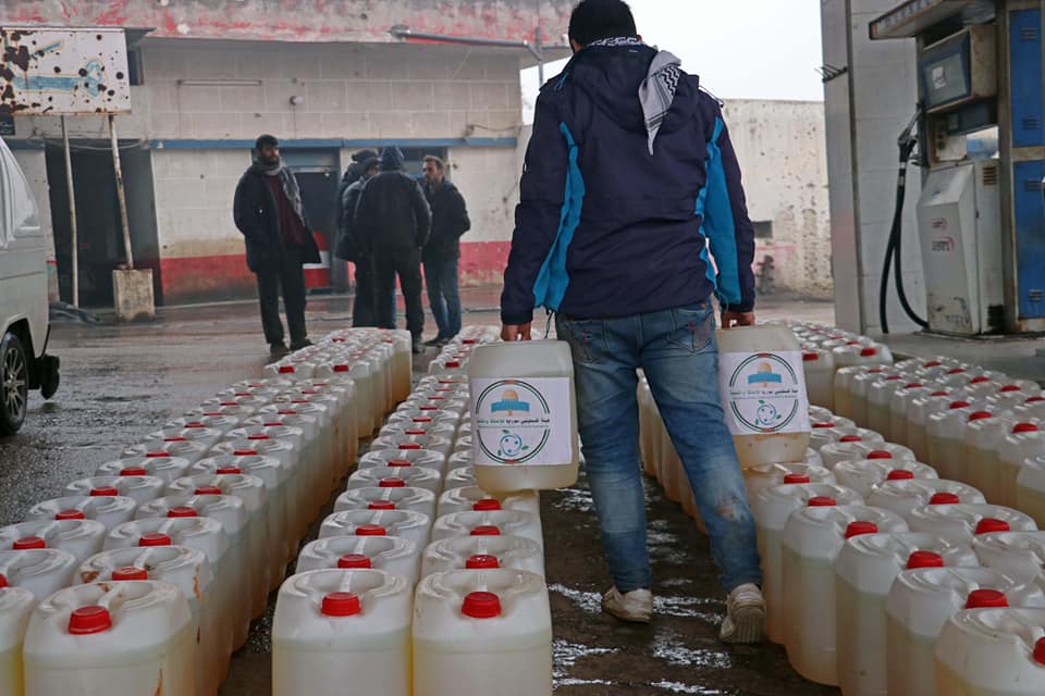 Fuel Supplies Distributed to Displaced Palestinian Families North of Syria
